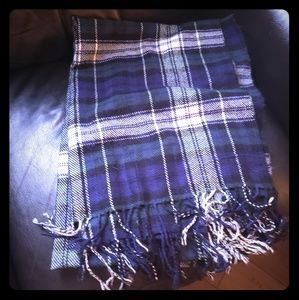 Giant blanket scarf